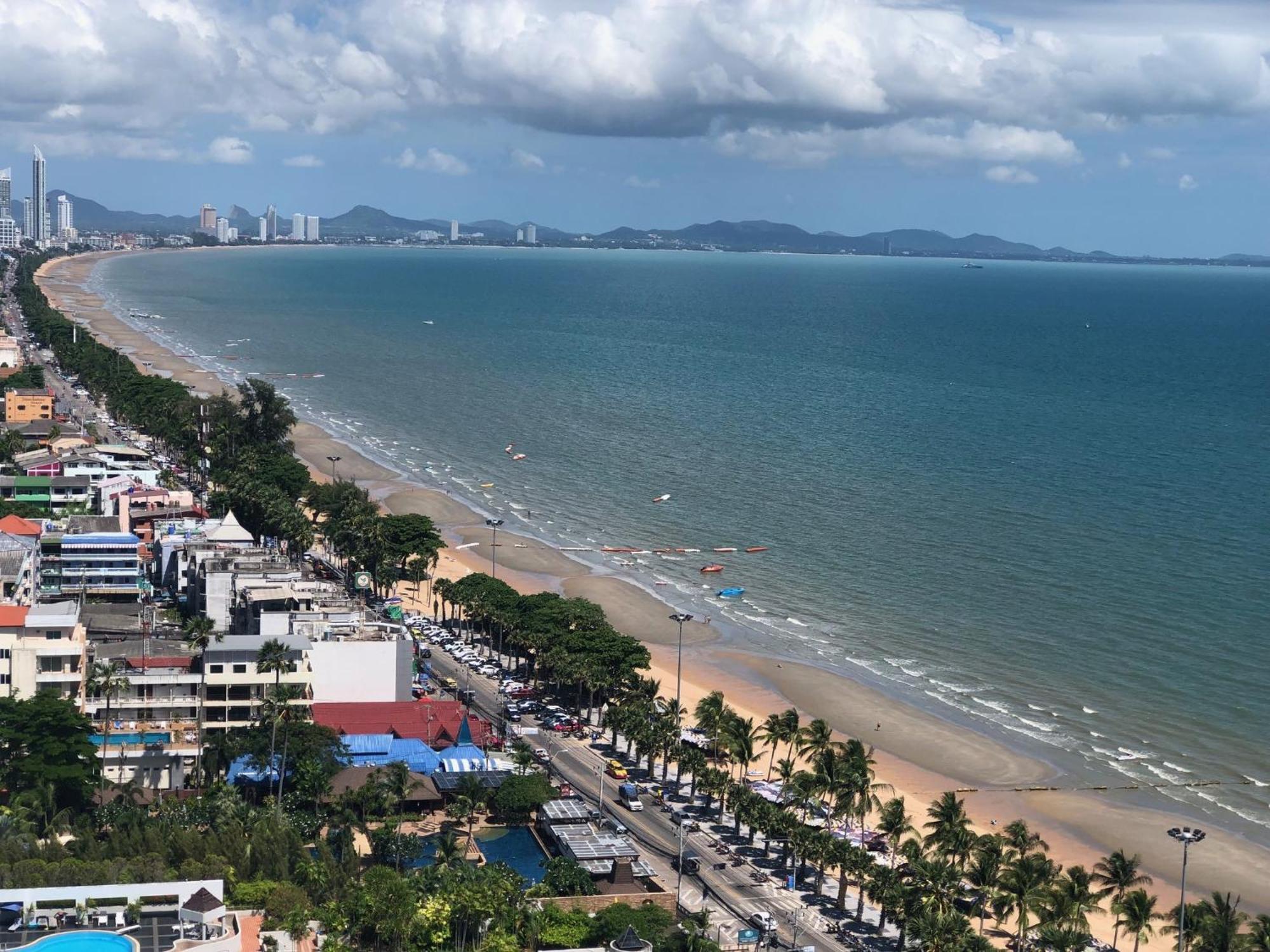 Viewtalay Beachfront By Nd Pattaya Exterior photo